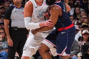 IM电竞_丹佛掘金nba战胜菲尼克斯太阳穆雷三分锁定了吗